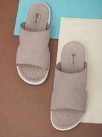 Upto 88% Off On Women Footwear 