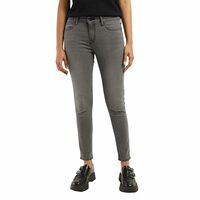 Up to 74% Off on Levi's Jeans