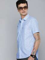 Levis : Upto 60% Off on Shirt