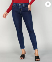 Upto 80% Off on Women's Levi's Jeans 