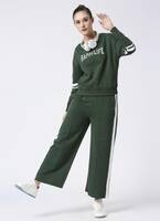 Upto 82% off on Pepe jeans clothing