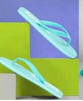 Upto 80% Off on Levi's & Hush Puppies Footwears 