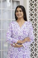 Up to 85% Off on Women's Kurtis & Kurta sets