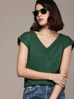 Up to 79% Off on Roadster Women's T-shirts 