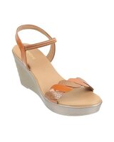 Mochi Footware Upto 61% Off