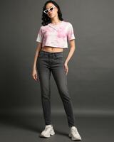 Levis - Upto 75% Off on Women Jeans + Flat 15% Cashback (Ajio Supercash)