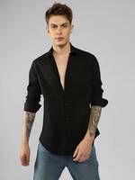 Men Slim Fit Solid Spread Collar Casual Shirt