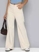 Levis - 55% Off on Women Jeans 