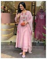 Flat 60% Off on Women's Ethnic Wear 