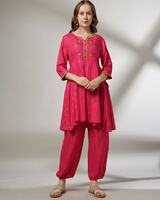 Women's Kurta starting at Rs. 210