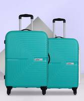 Upto 87% off On Safari Suitcases.