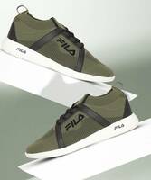 Upto 80% off on Fila shoes 