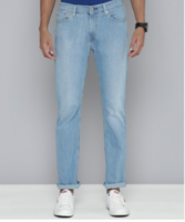 Upto 73% off on Levi's Jeans 