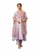 Women’s Kurti Sets at Upto 70% Off