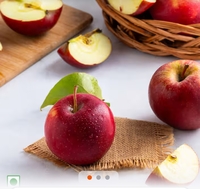 Apple Red Delicious (2 peices) (maxxsaver)