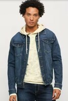 Upto 78% Off On Branded Clothing