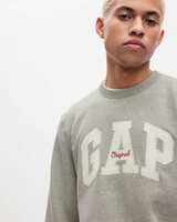 Gap - Up To 50% Off on Men's Clothing 