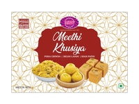 Karachi Bakery Meethi Khusiya Poha Chiwda, Besan Laddu & Sona Papdi 600g(Gift Pack)(location specific)
