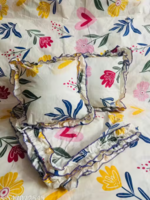 Teyja Collections Queen Size Double Bedsheet Set with 2 Frilly Pillow Covers