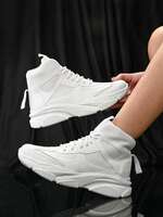 Roadster - Up To 90% Off on Women's Sneakers 