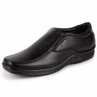 Bata  Slip On For Men  (Black , 8)