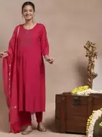 Women's Ethnic Wear Up to 86% Discount 