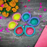 Zepto | Multicolour Leaf Shaped Diya (6) 