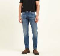 Upto 76% off on Levi's Jeans