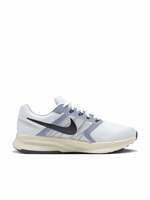 Nike Shoes Upto 40% Off