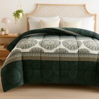 BSB HOME 3 Layered Heavy Winter Quilt | Rajai – 600 GSM Thick & Fluffy Comforter, Ultra Warm Double Bed Blanket for Extreme Cold Weather Weight 3 kg, Pattren - Quilted Floral, Colour - Green & White
