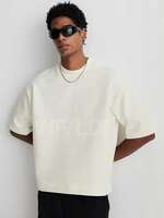 H&M - Up To 50% Off on Men's T-Shirt 