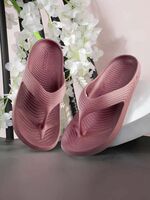 Redtape Women Flipflops - 83% Off at Rs 337