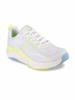 Skechers Shoes at Upto 70% Discount on Myntra 