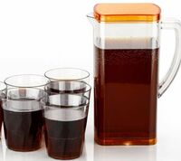 MACARIZE 2000 ml Unbreakable Plastic Jug with Glass Set