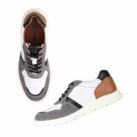 Upto 80% off on Red Chief shoes