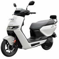 Ather Rizta Z 123 KM IDC range in Siachen White Mono booking for Ex-Showroom