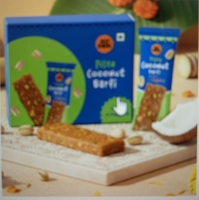 ZEPTO ; Pista Coconut Barfi, 6 Pcs | Burfi | Sweets | By GO DESi