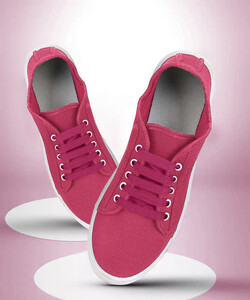 Sneakers @ 178
