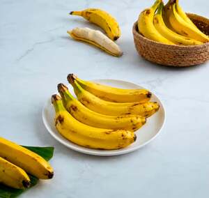 Baby Banana (Keli) (4 piece) 320-460gm on Instamart