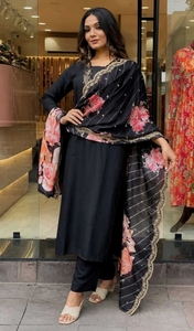  Women Viscose Rayon Kurti Pant Dupatta Set 