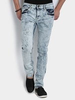 Get Rs 1000 off on purchase of Rs 2000 and above on ABOF.