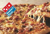 Nearbuy - Get Rs. 500 Dominos vouchers for Rs. 300 + MobiKwik Cashback Offer