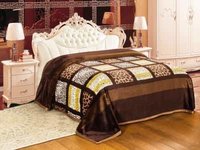 Signature Blankets upto 80% off 