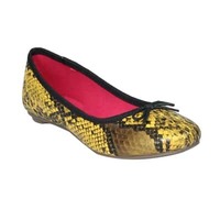 65% off + Flat 40% cashback on catwalk footwear @paytmmall 