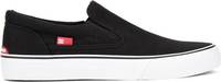 Upto 70% Off On Top Brands Shoes (Aldo ,Superdry, DC, CAT, Under Armour, Diesel, Adidas Originals, SP, Pavers England, Call It Spring, Kenneth Cole, ALDO)
